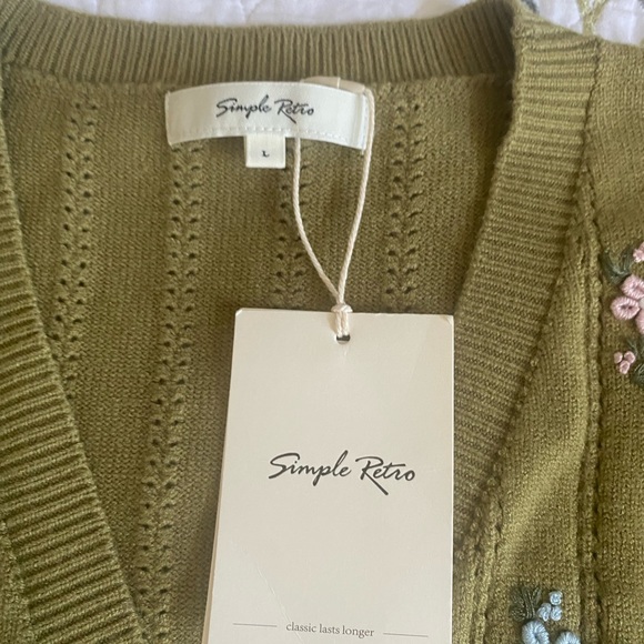 Simple Retro Ally Floral Embroidered Cardigan - Picture 4 of 6